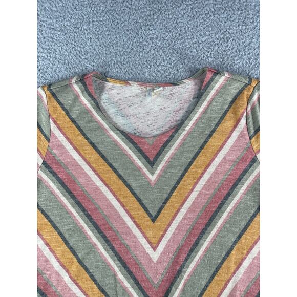 C Est 1946 Sweater Womens Medium Multicolor Geometric Short Sleeve Round Neck - Picture 2 of 11